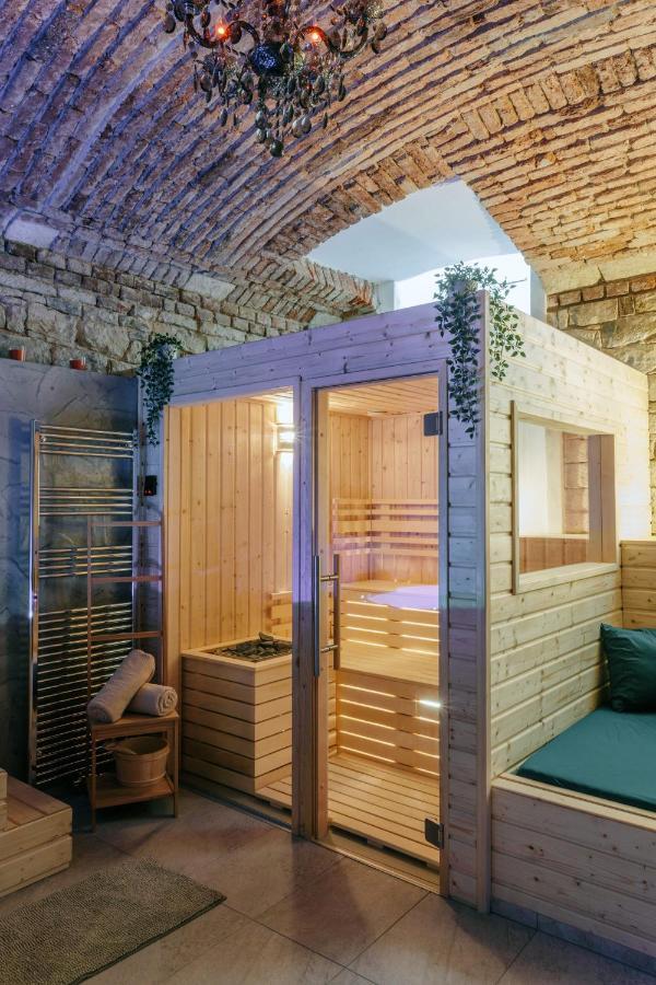 Sauna Central Praga Exterior foto